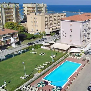 *** Hotel Lima Italia